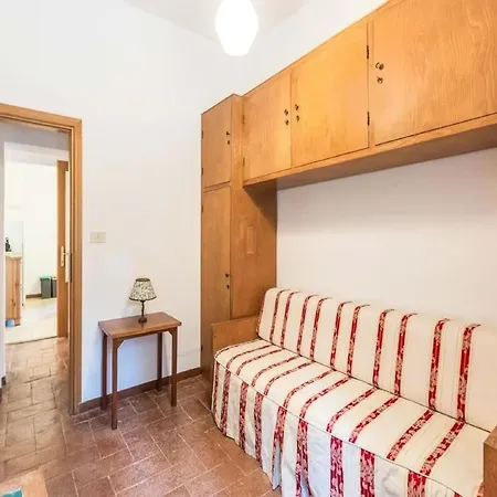 Cosy Forno In Pelago With Swimming Pool *